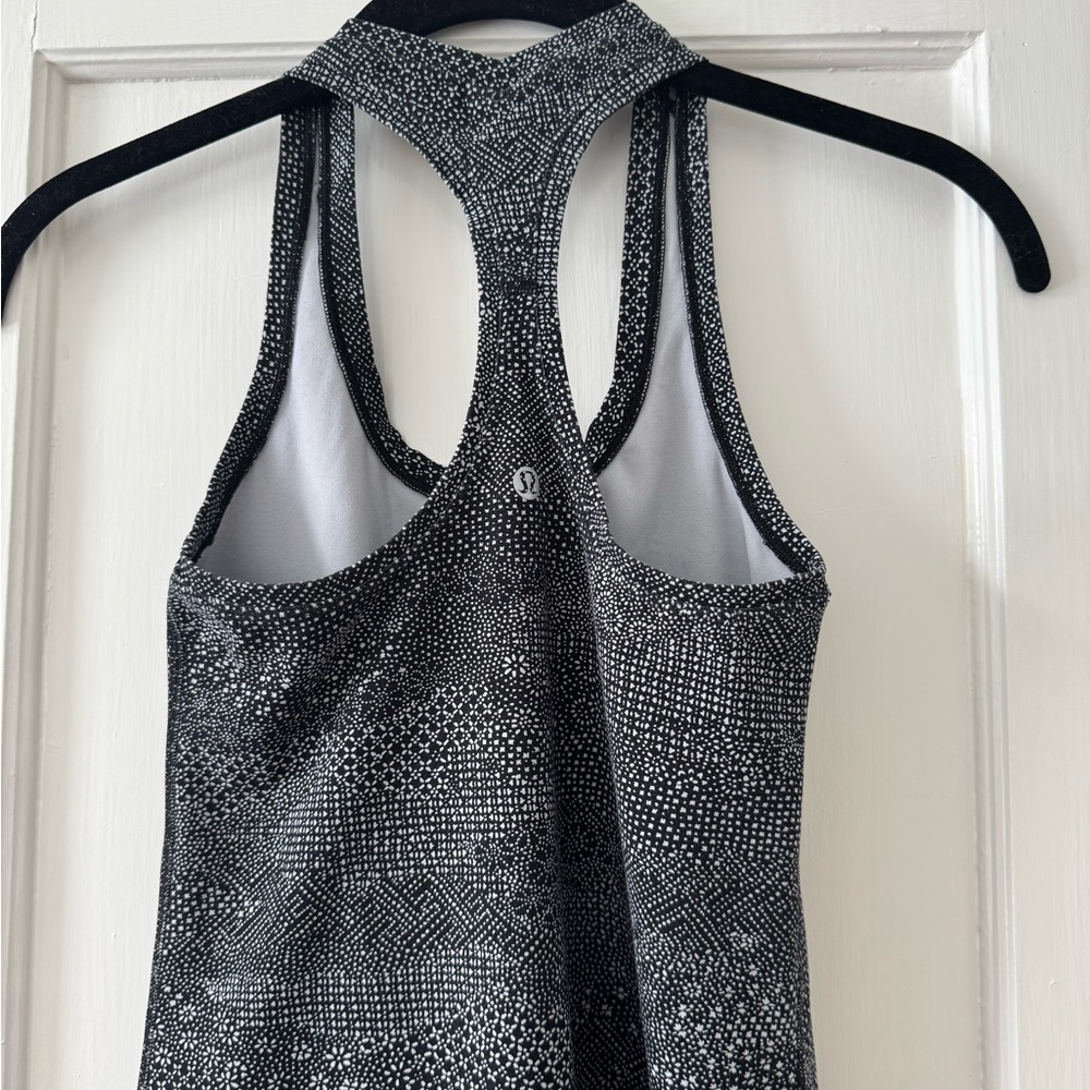 Lululemon cool racerback tank size 2